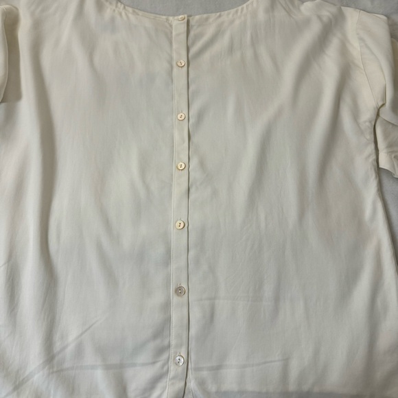 NWT J.Jill Back Button Up Cream Blouse Size Petite Medium - Picture 4 of 9